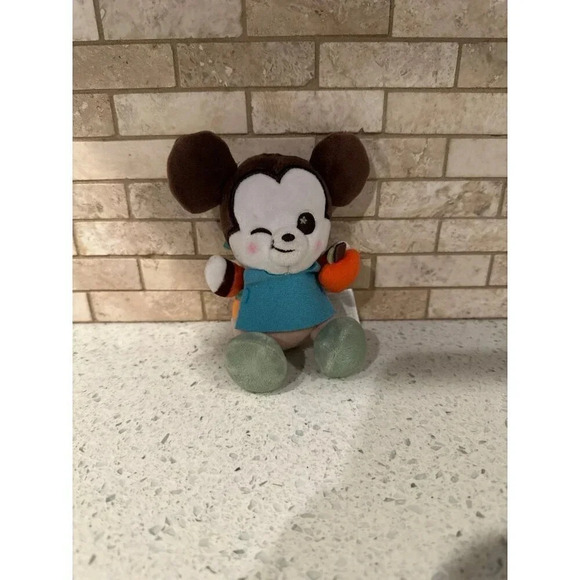 Disney Epcot International Flower & Garden Festival 2020 Wishables Mickey b23 - Picture 1 of 2